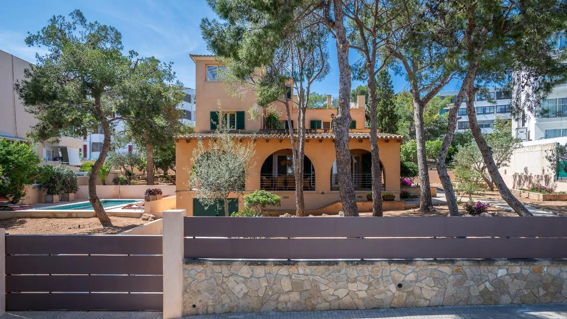 Paz Y Mar, Santa Ponsa Villa